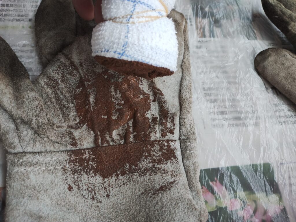 Leather dyeing